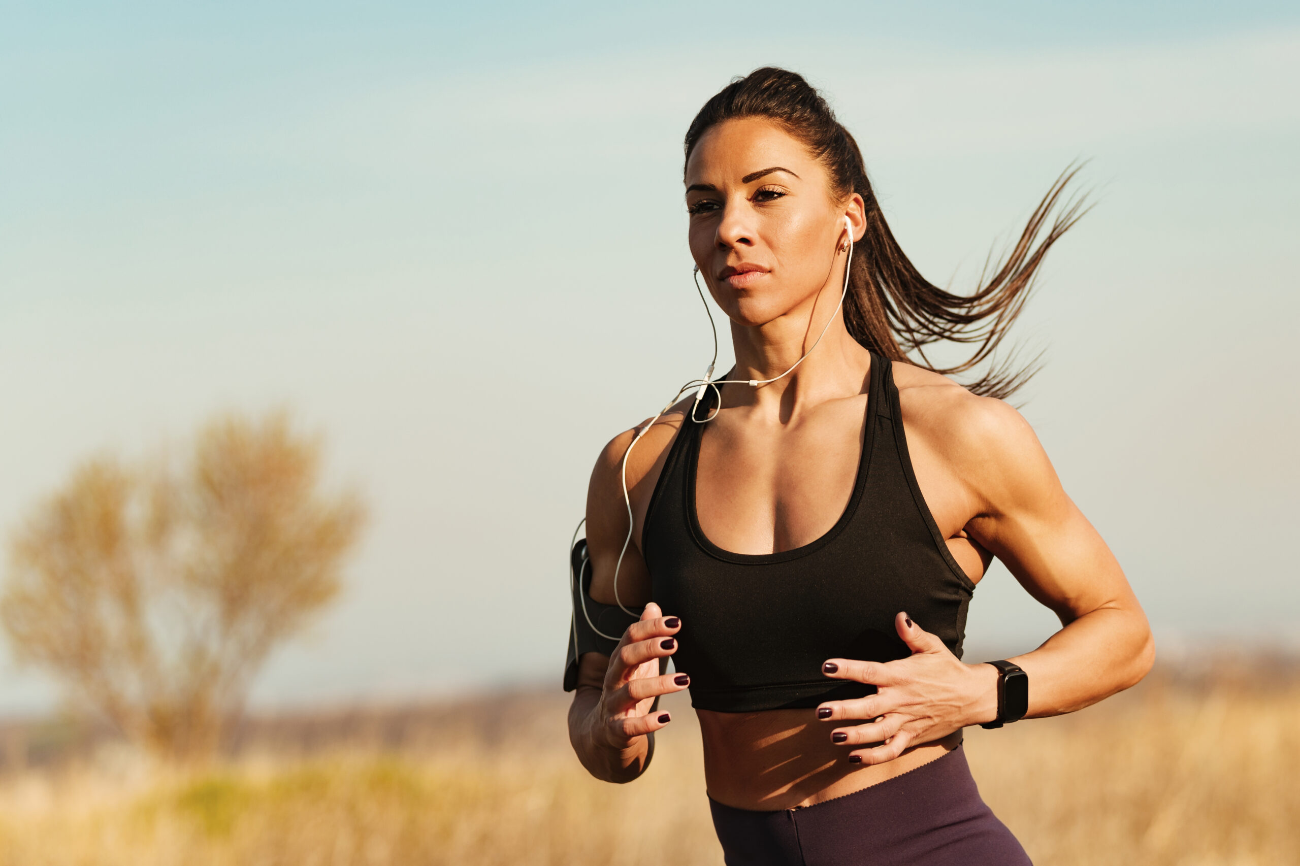 Jogging sportswoman